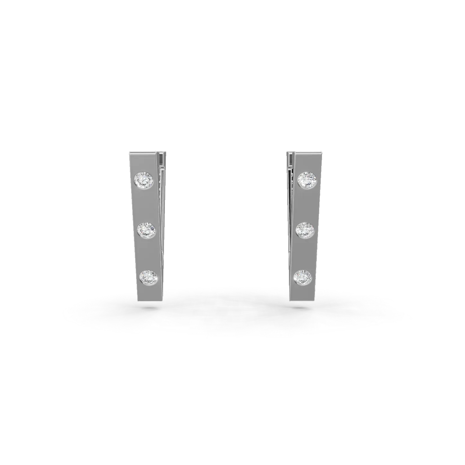 Cercei triunghiulari din aur alb cu zirconii