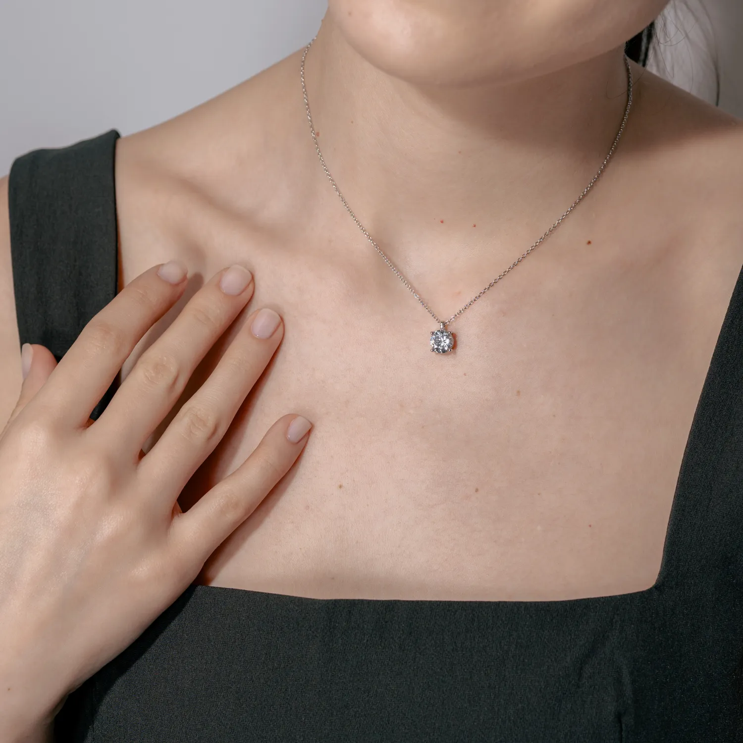Lant din argint cu pandantiv cu zirconia solitaire