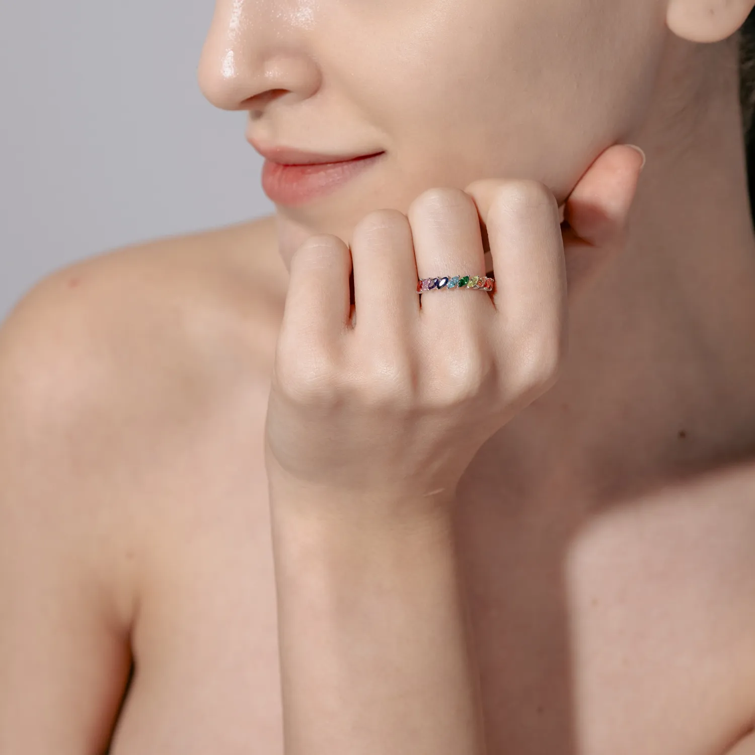 Inel semi eternity din argint cu zirconii multicolore
