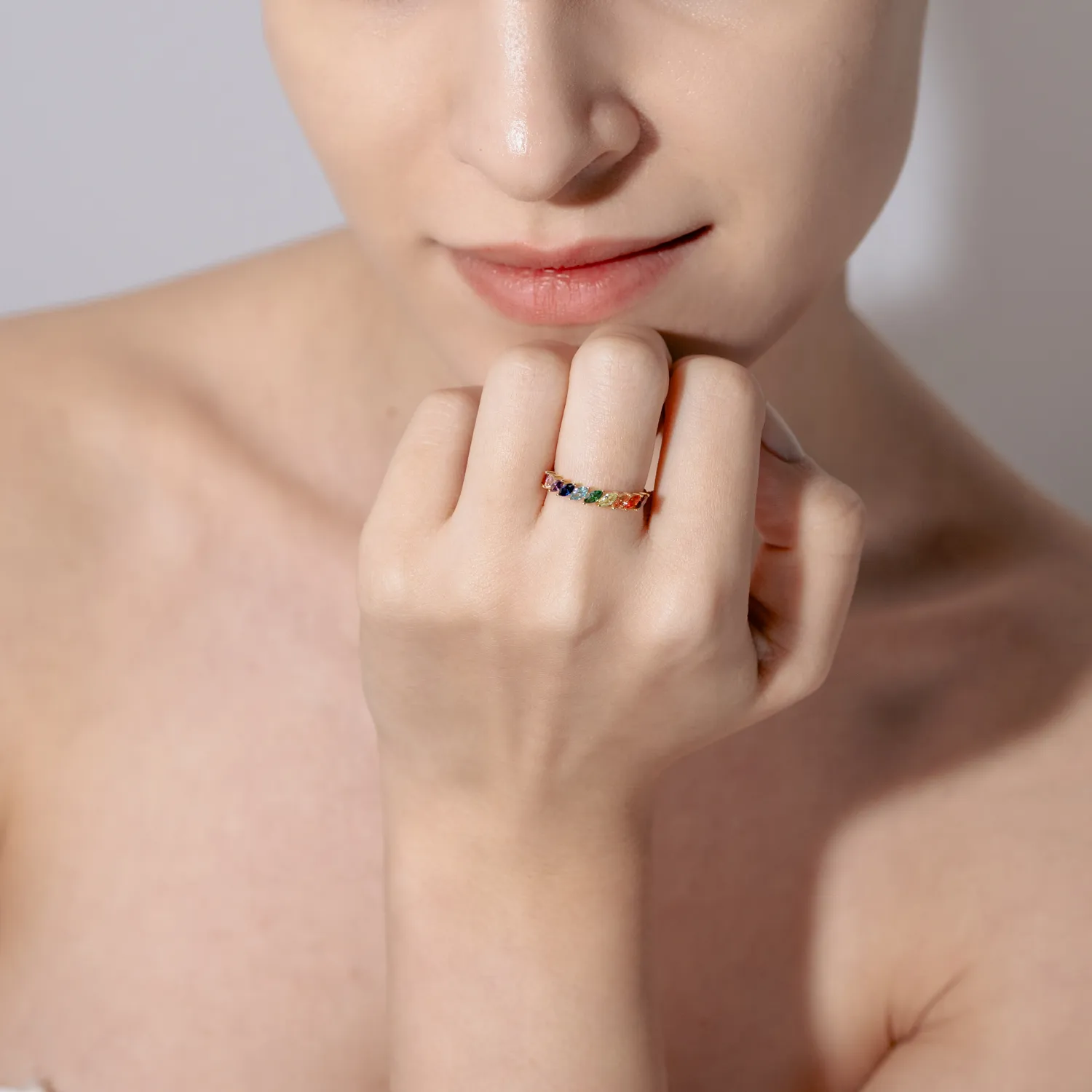 Inel semi eternity din argint galben cu zirconii multicolore