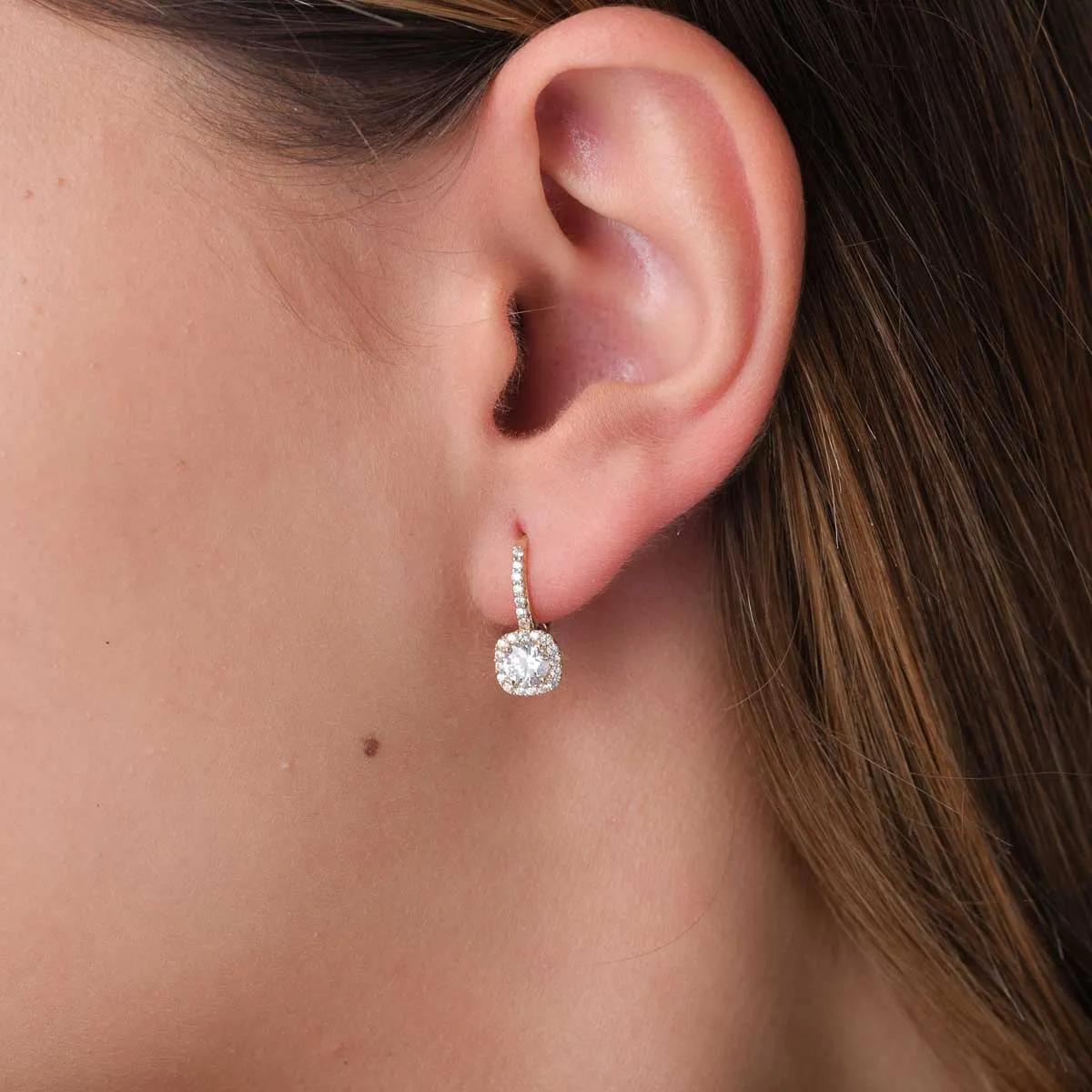 Cercei on-ear din aur galben cu zirconii