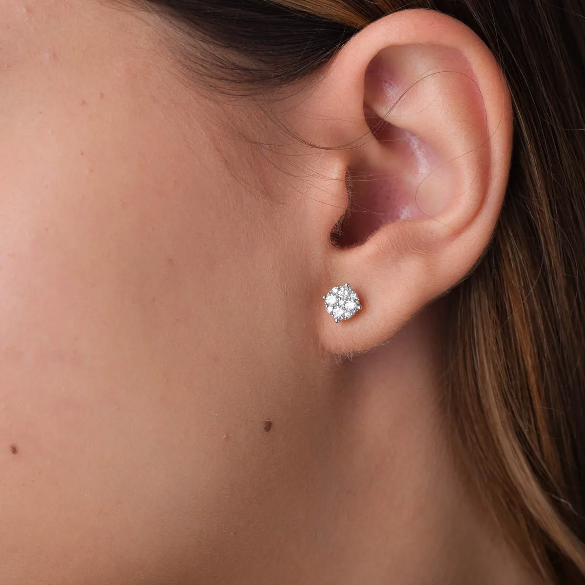 Cercei din aur alb cu diamante create in laborator de 0.3ct