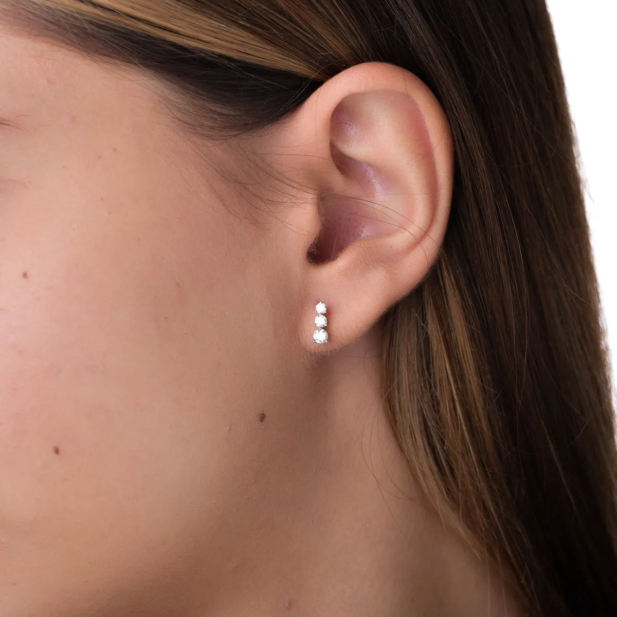 Cercei din aur alb cu diamante create in laborator de 0.4ct