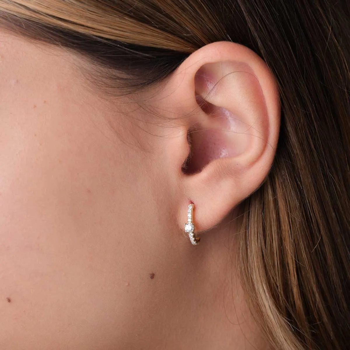 Cercei din aur galben cu diamante create in laborator de 0.3ct