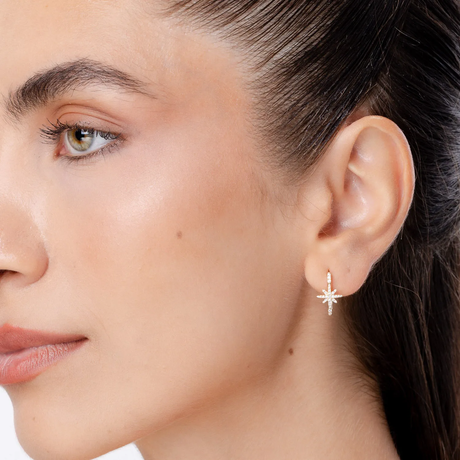 Cercei on-ear din aur galben cu diamante de 0.2ct create in laborator
