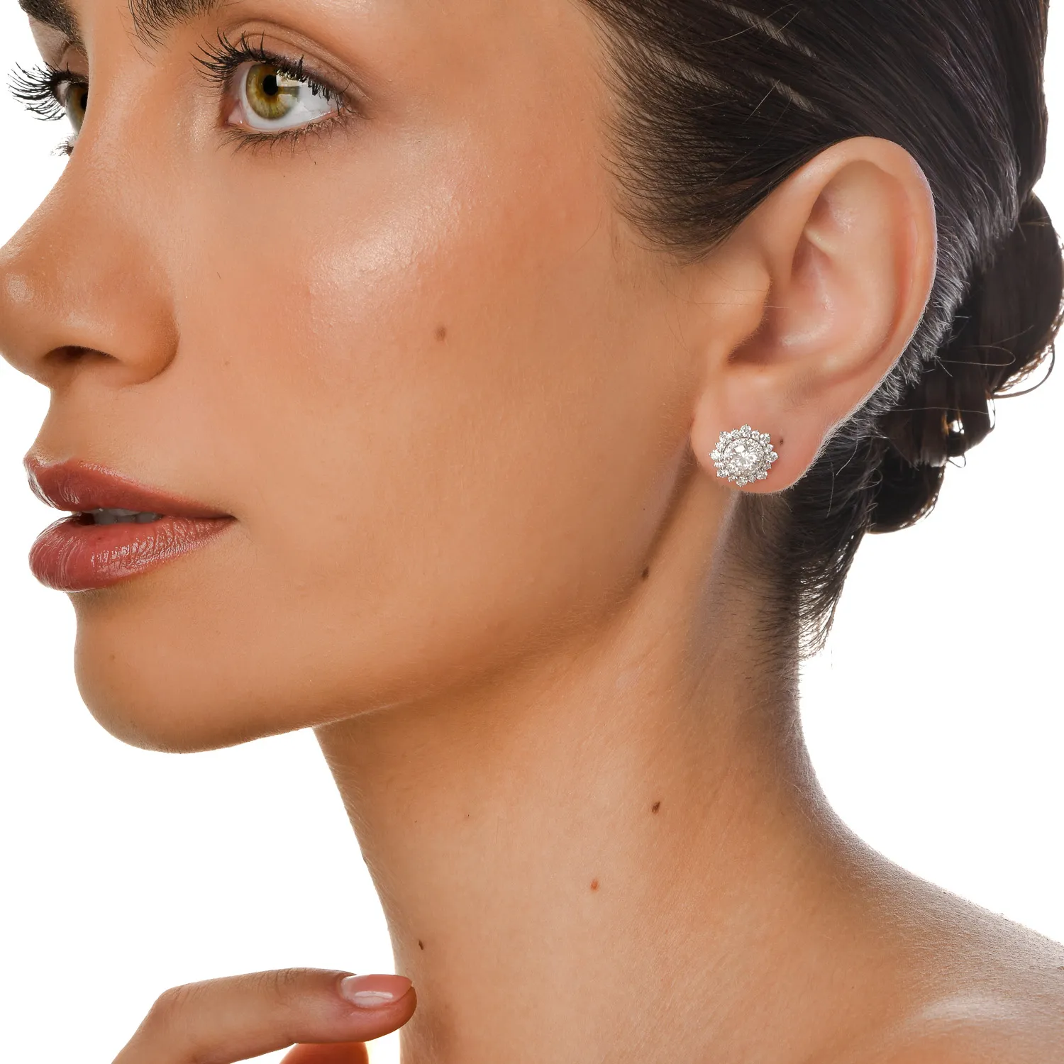 Cercei floare din aur alb cu diamante de 1.9ct create in laborator